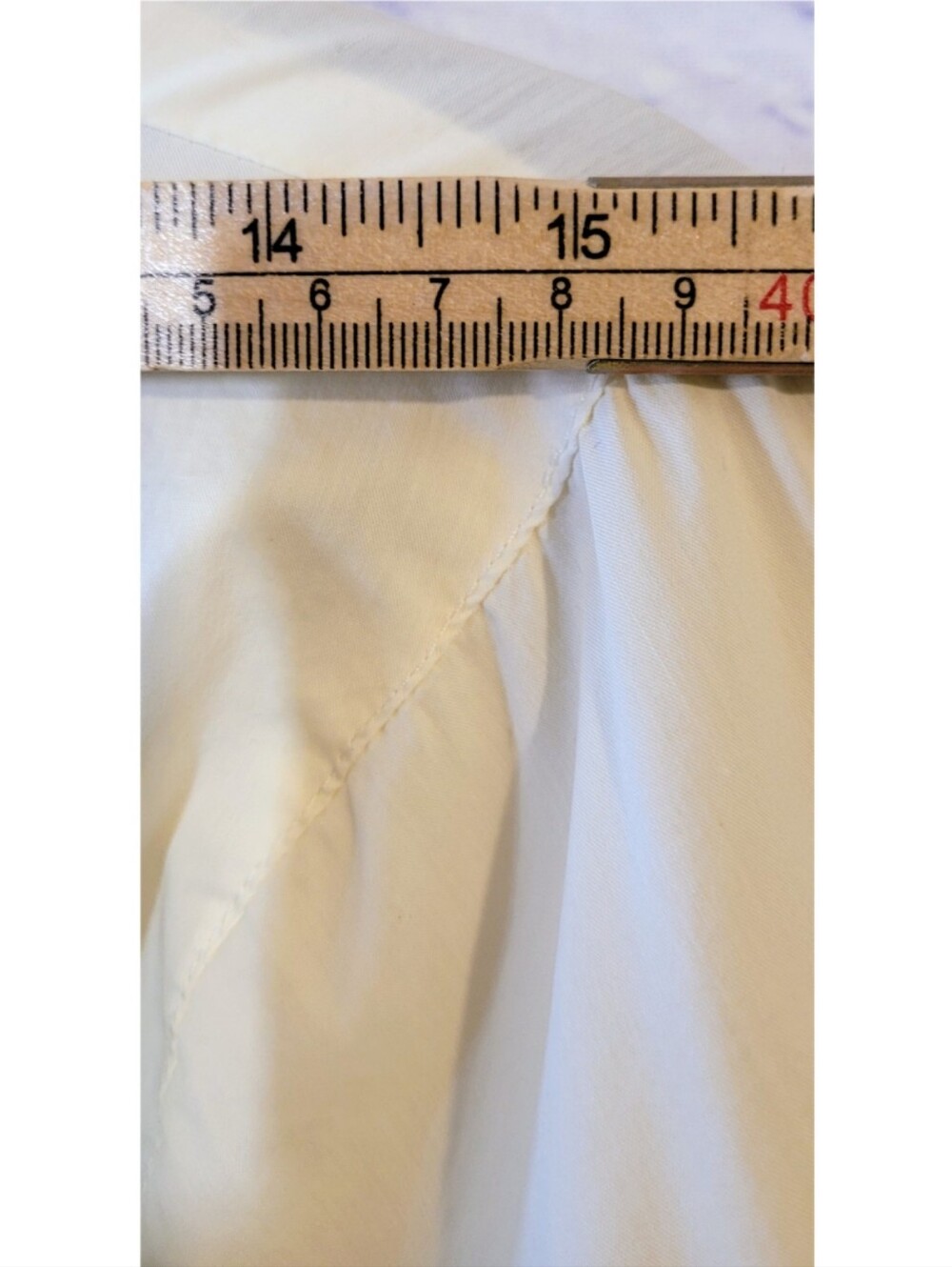 BCBGeneration Shirt Womens Size 10 Cream Pintuck Tuxedo-Style Blouse Victorian - Picture 10 of 12